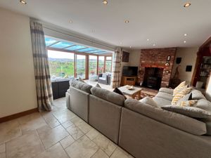 Photo 19- click for photo gallery